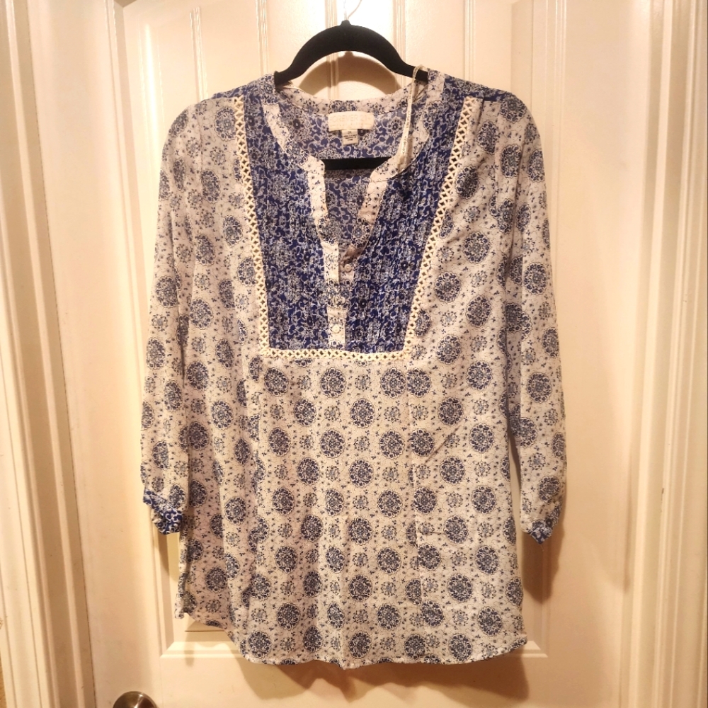 Forever 21 Semi sheer blouse
